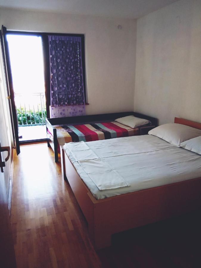 Vila Umicevic Hotel Bijela Eksteriør billede