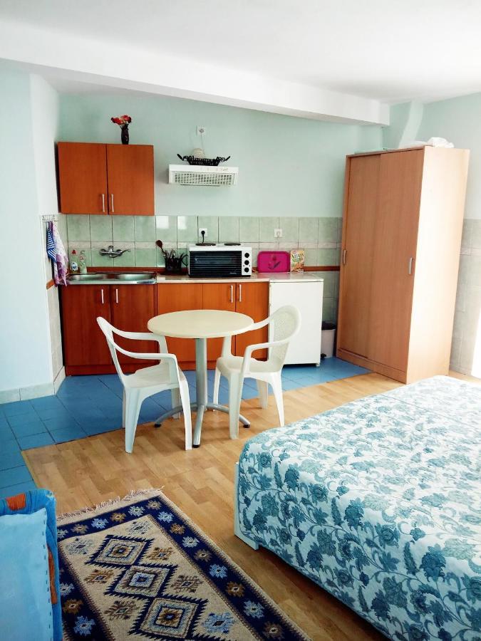 Vila Umicevic Hotel Bijela Eksteriør billede