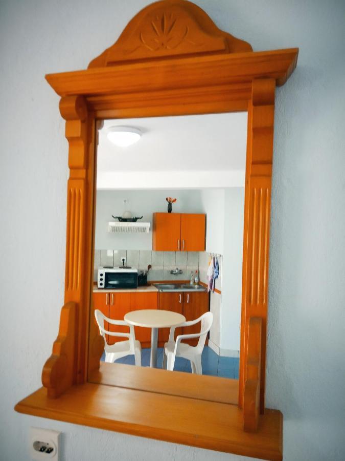 Vila Umicevic Hotel Bijela Eksteriør billede