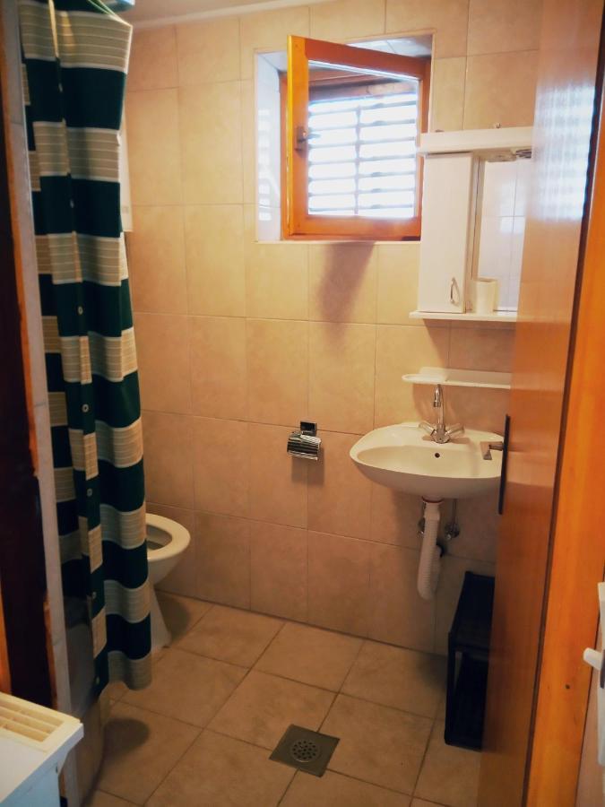 Vila Umicevic Hotel Bijela Eksteriør billede